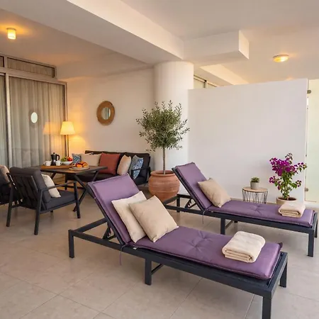 Apartment The Crown Marina Larnaca